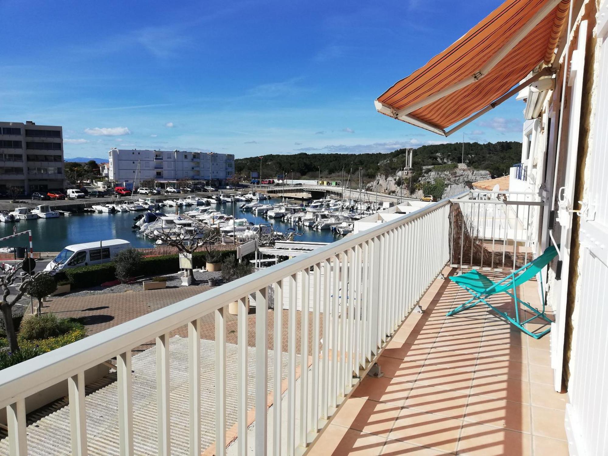 Superbe Appartement Avec Vue Sur Mer Et Port, Parking Prive Saint-Pierre-la-Mer (Aude) Exterior foto